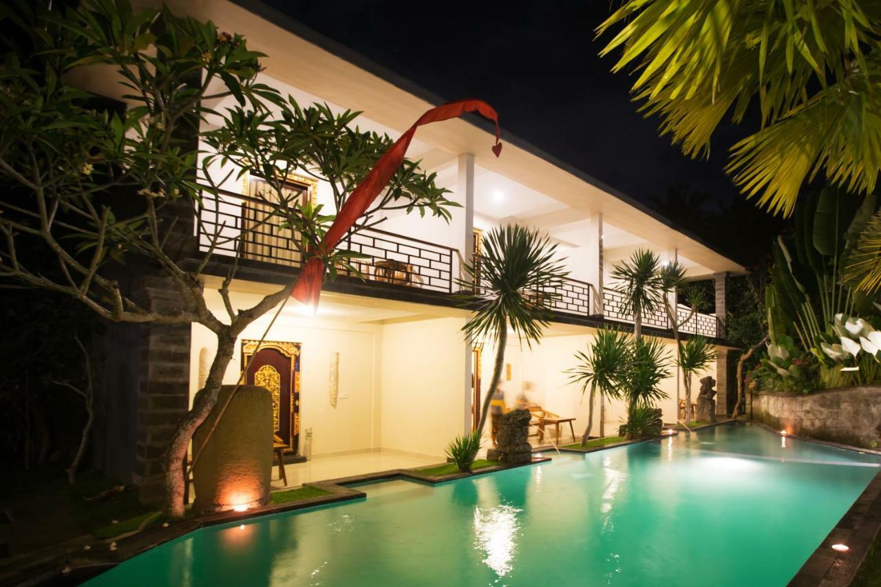 Asri Sari Ubud Villa & Resort Экстерьер фото